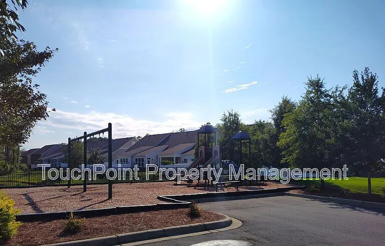 1208 Hinson Forest Rd — Photo 25