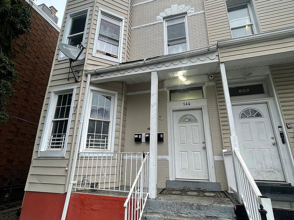 1st image of 144 Hawthorne Ave Floor 2