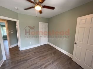 12 Chestnut St, Marcus Hook, PA 19061