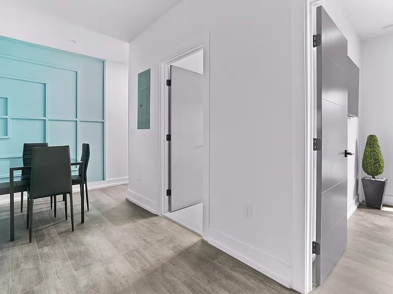 927 S Howard Ave #17 — Photo 10