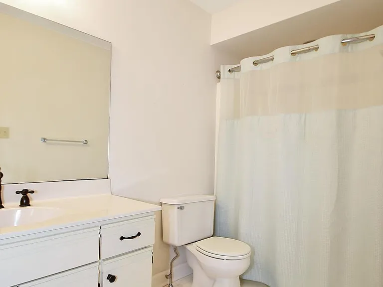307 Jonathan Ct — Photo 23