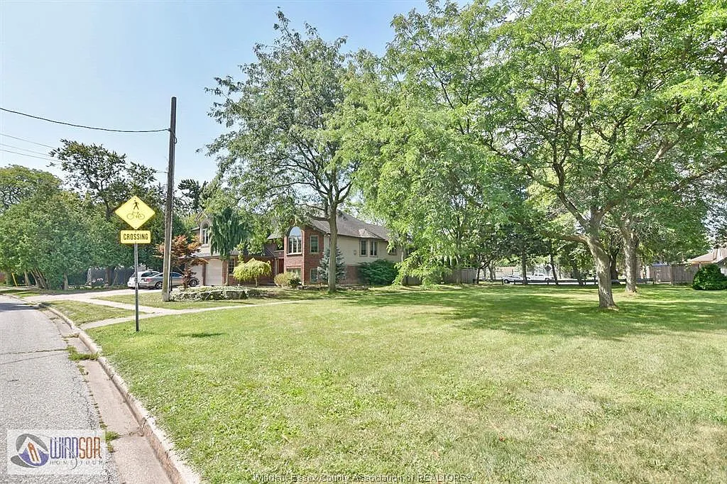 4 bed, $2,750 — Photo 4