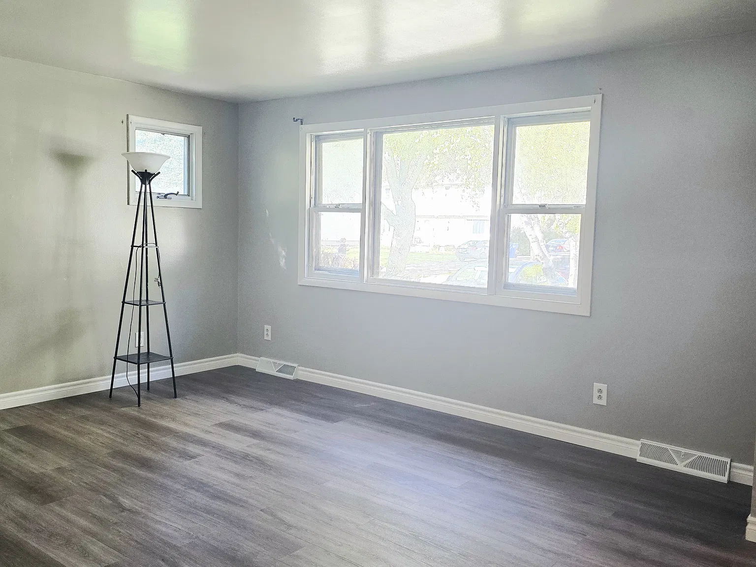 3 bed, 1.5 bath, 1100 sqft, $1,600 — Photo 4