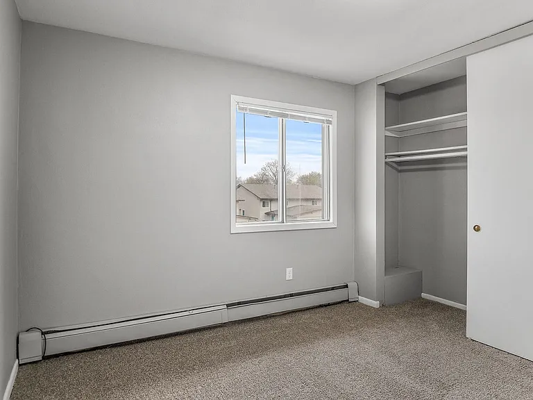 Elrose Apartments 1500 — Photo 19