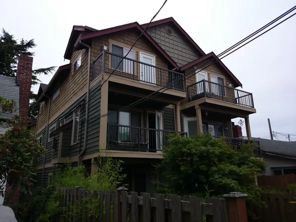 2425B 55th Ave SW, Seattle, WA 98116