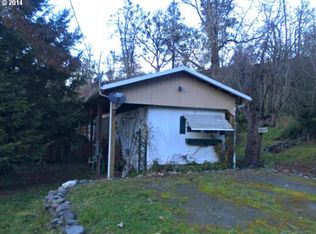 300 James St, Canyonville, OR