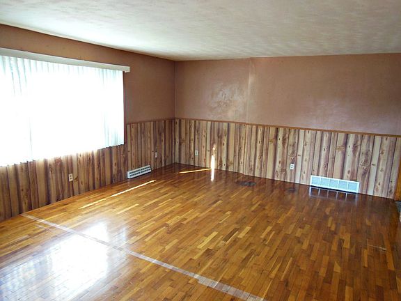 2nd image of 1034 S Lombardy Dr