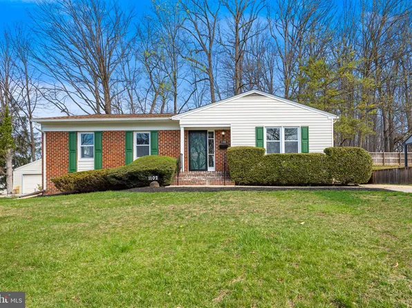 1102 Pleasant Valley Dr, Baltimore, MD 21228