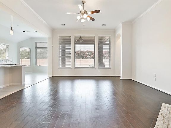 5th image of 4431 Rolling Field Ln
