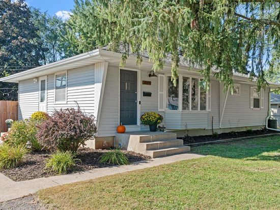 7009 Kentucky Ave N, Brooklyn Park, MN 55428