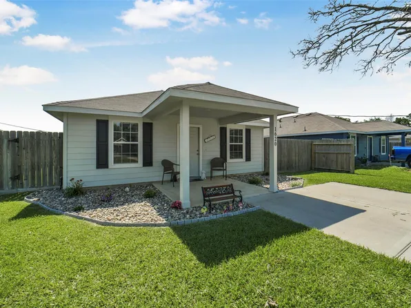 1620 23rd St, Hempstead, TX 77445