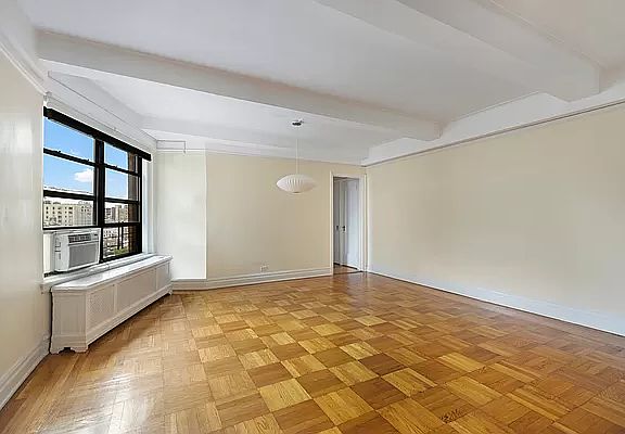 2nd image of 35 W 92nd St #12A