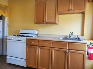 141 Lembeck Ave #3E, Jersey City, NJ 07305
