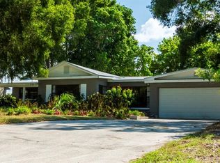 1146 Alcazar Way S, Saint Petersburg, FL 33705