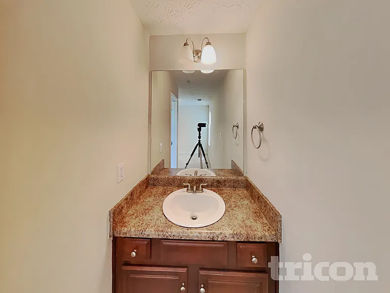 1024 Weatherwood Pl — Photo 15