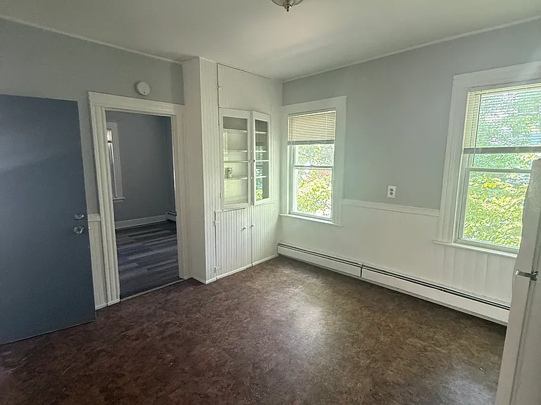 105 Rhodes St #2 — Photo 2