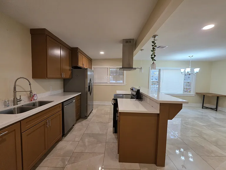 522 E Davilla Ave — Photo 8