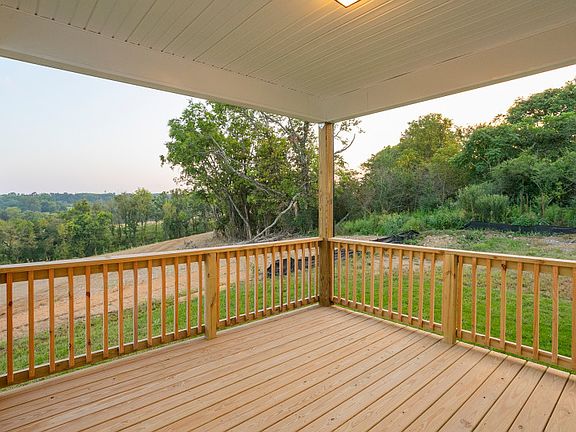 Homesite 345 Back Deck
