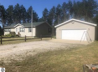 700 Shepards Creek Dr, West Branch, MI 48661