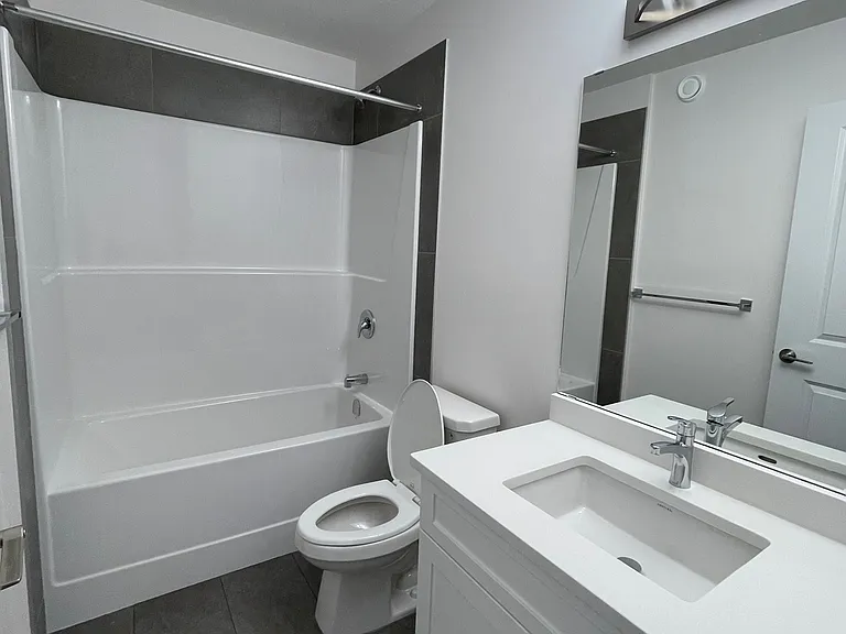 740 Daniels Way SW — Photo 10