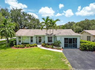 10308 Greenbriar Ct S, Boca Raton, FL 33498