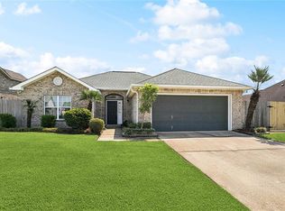 421 Steeple Chase Rd, Covington, LA 70435