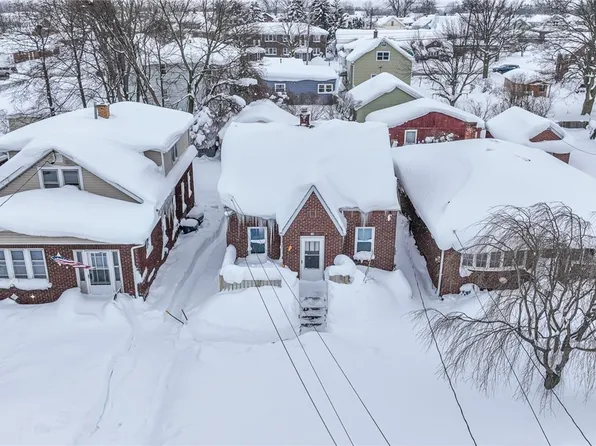41 Bell Ave, Lackawanna, NY 14218