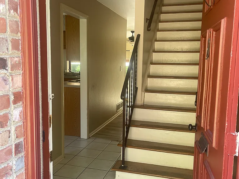 721 Pennsbury Blvd — Photo 13
