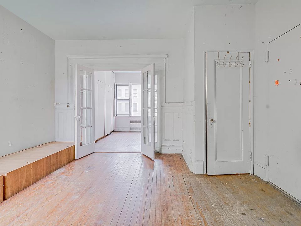 1st image of 44 W 96th St APT 5A