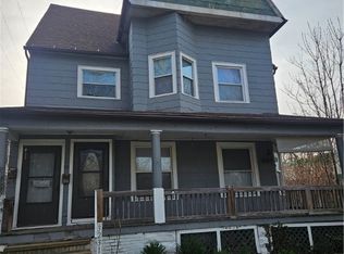 3231 Scranton Rd, Cleveland, OH 44109