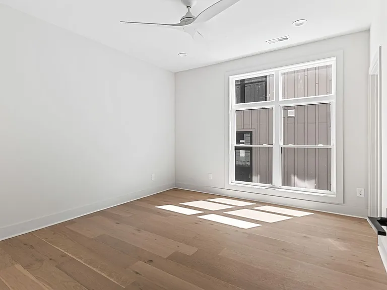 2305 Eastland Ave #B — Photo 27