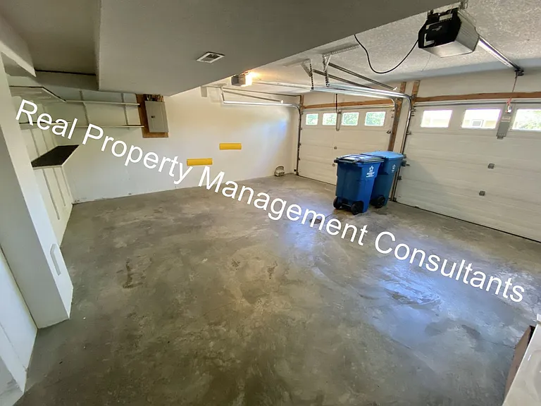 2428 Little Blue Ct — Photo 29