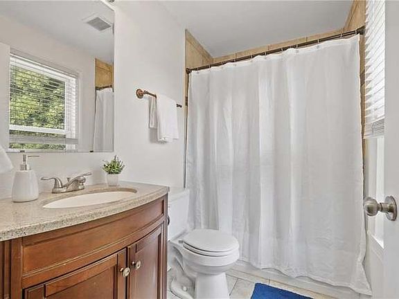 3rd image of 3105 Saint Mihiel Ave