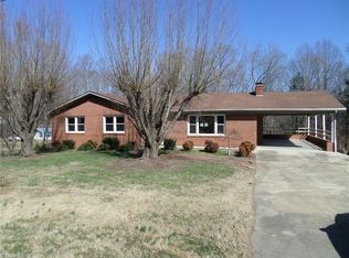 349 Rockford Rd, Dobson, NC 27017