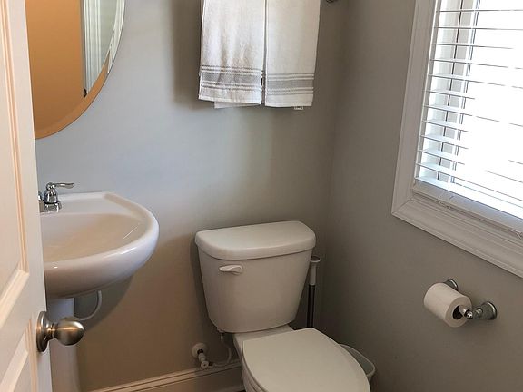 guest half bath