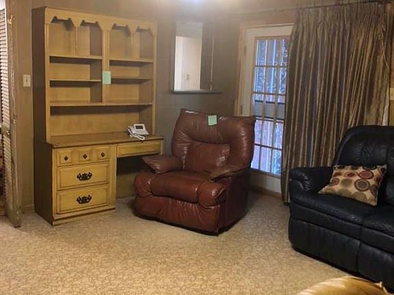 4th image of 4722 Paseo Cir