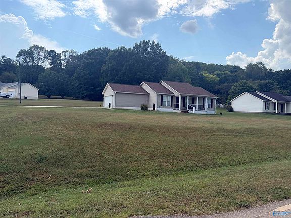 2nd image of 2026 Center Springs Rd