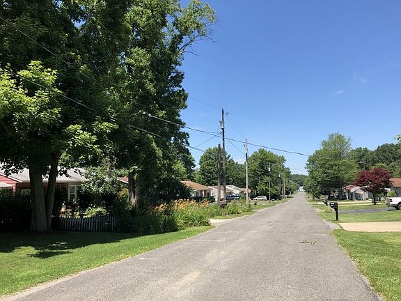 5th image of 1436 Andrew Ave