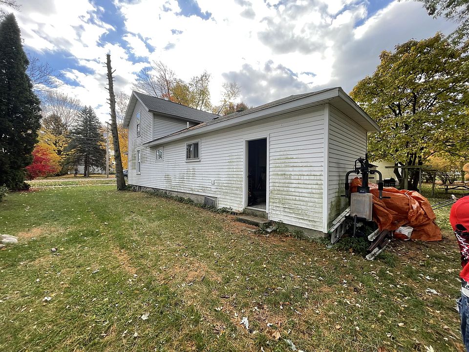 130 Broad St, Clarksville, MI 48815 Zillow