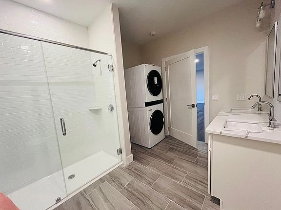 3rd image of 461 Main St #209