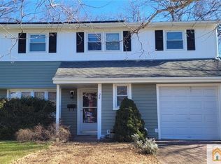 28 N Lincoln Ave, Colonia, NJ