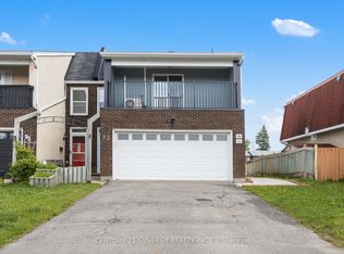 93C Tarquin Cres #C, Ottawa, ON K2H 8J7