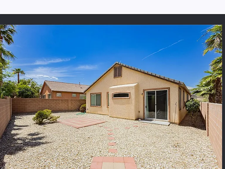 11421 Drappo Ave — Photo 1