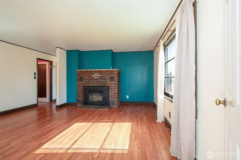 5th image of 522 S A Street