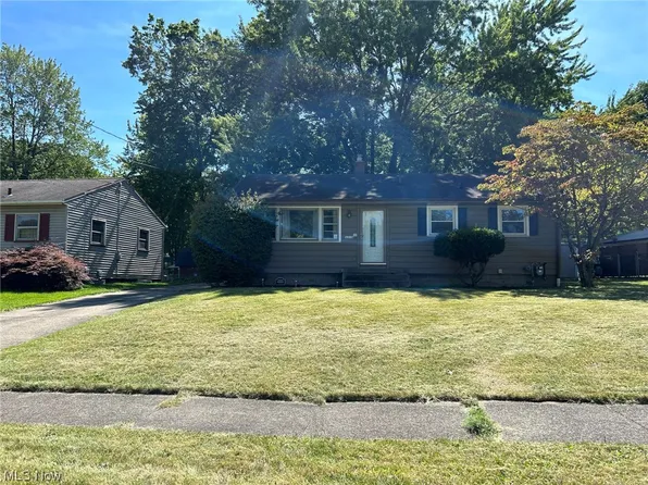 3319 Quentin Dr, Youngstown, OH 44511