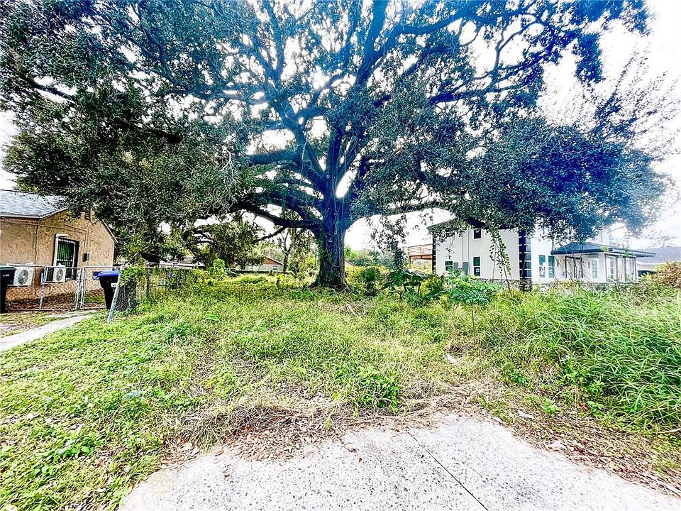 1st image of 904 18th St #40