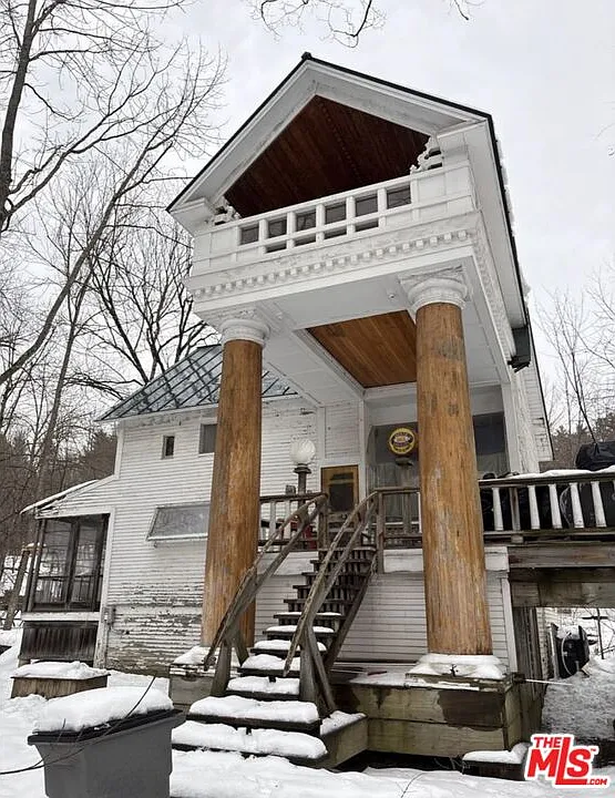 44 Brook Rd