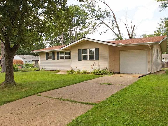 3rd image of 5315 N Longwood Dr