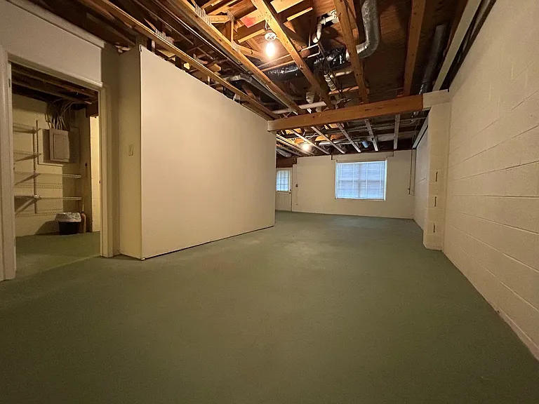 27 Martine Ct #2 — Photo 18