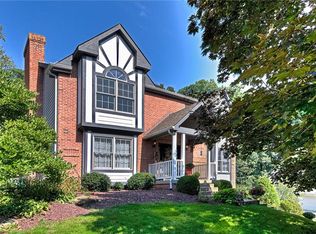 123 Hunter Dr, Cranberry Township, PA 16066